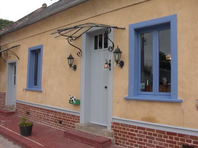 Au Logis De L'Oie Bed & Breakfast Naours Bagian luar foto